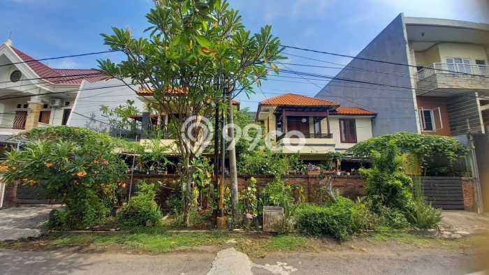 LIMITED OFFER! Rumah Premium area Rungkut, Luas 400m2m² Bangunan 425m2m² LIMITED OFFER! Rumah Premium area Rungkut, Luas 400m2m² Bangunan 425m2m²