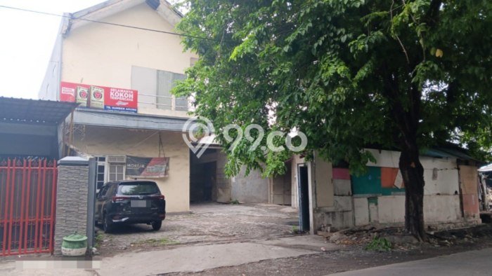Rumah Elit LB 300m2 Siap Huni Desain Elegan di Kebonsari, Surabaya Rumah Elit LB 300m2 Siap Huni Desain Elegan di Kebonsari, Surabaya