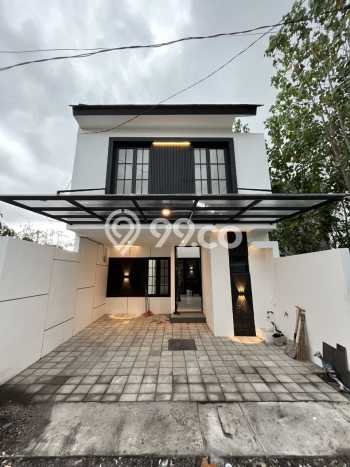 Rumah Minimalis 2 KT LT 50m2 di Gununganyar Rumah Minimalis 2 KT LT 50m2 di Gununganyar