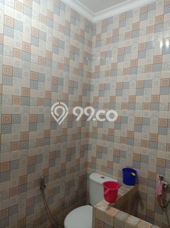 For Sale Rumah 2 Kamar Lokasi Ideal Bagus dan Strategis di Rungkut For Sale Rumah 2 Kamar Lokasi Ideal Bagus dan Strategis di Rungkut