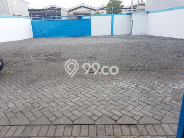 FOR RENT! Gudang di Margomulyo Cocok untuk Bisnis 980m2 FOR RENT! Gudang di Margomulyo Cocok untuk Bisnis 980m2