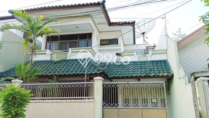 Lokasi terbaik! Rumah siap huni dikontrakkan di Mulyorejo LB 250m2 Lokasi terbaik! Rumah siap huni dikontrakkan di Mulyorejo LB 250m2