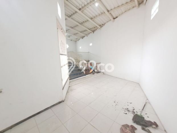 Dijual Rumah Eksklusif 3 KT di Pondok Tjandra, Sidoarjo Dijual Rumah Eksklusif 3 KT di Pondok Tjandra, Sidoarjo