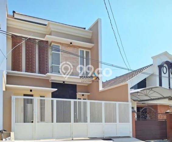 Ready to Use! Luxury House LT 140m2 Desain Modern di Manyar Ready to Use! Luxury House LT 140m2 Desain Modern di Manyar