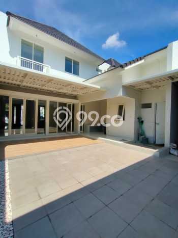 Lokasi strategis! Rumah siap huni dikontrakkan di Wiyung LB 320m2 Lokasi strategis! Rumah siap huni dikontrakkan di Wiyung LB 320m2