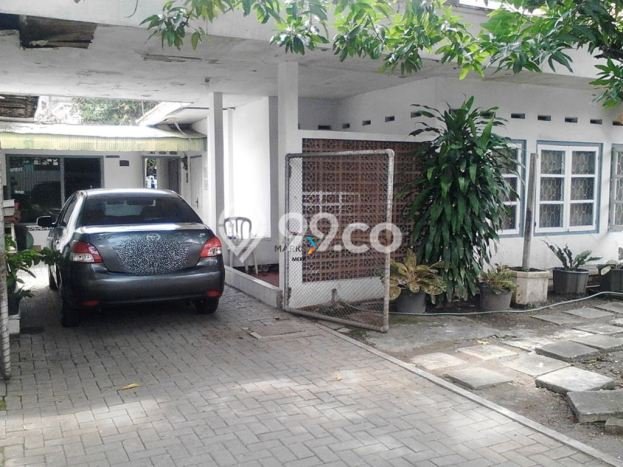 Dijual Rumah Premium dengan Fasilitas Sekitar Komplit di Gubeng, Surabaya Dijual Rumah Premium dengan Fasilitas Sekitar Komplit di Gubeng, Surabaya
