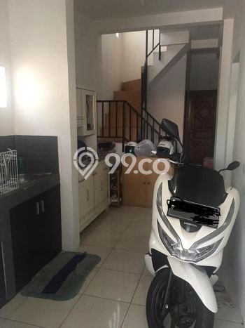 PENAWARAN TERBAIK! Rumah Strategis di , LT 150m2m² LB 250m2m² PENAWARAN TERBAIK! Rumah Strategis di , LT 150m2m² LB 250m2m²