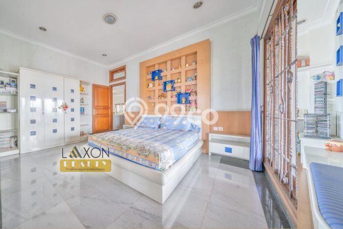 Rumah area , Bandung, Luas 1200m2m² LB 1500m2m² - SEGERA MILIKI! Rumah area , Bandung, Luas 1200m2m² LB 1500m2m² - SEGERA MILIKI!