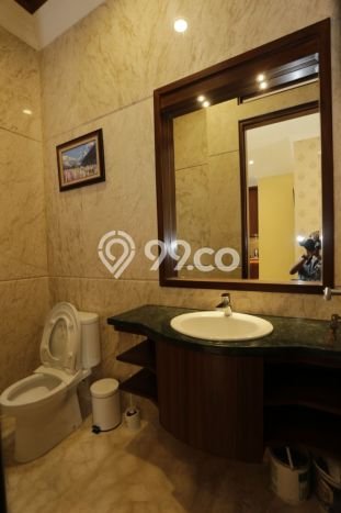 Rumah Strategis 3 KT LT 281m2m² di Ciumbuleuit, Bandung Rumah Strategis 3 KT LT 281m2m² di Ciumbuleuit, Bandung