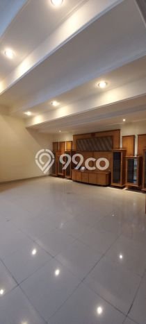 Rumah kawasan , Bandung, Luas 375m2m² Bangunan 500m2m² Rumah kawasan , Bandung, Luas 375m2m² Bangunan 500m2m²