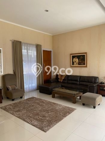 Rumah Exclusive LT 305m2m² / LB 281m2m² di Kompleks Perumahan Antapani, Bandung Rumah Exclusive LT 305m2m² / LB 281m2m² di Kompleks Perumahan Antapani, Bandung