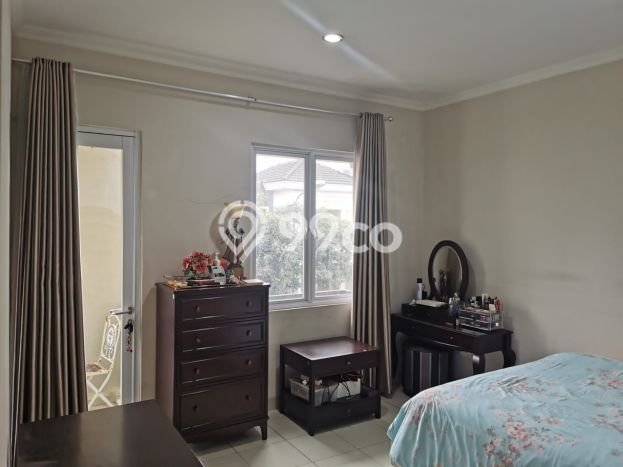 Jual Rumah Mewah Elegan Dengan View Eksklusif di Gading Serpong, Tangerang Jual Rumah Mewah Elegan Dengan View Eksklusif di Gading Serpong, Tangerang