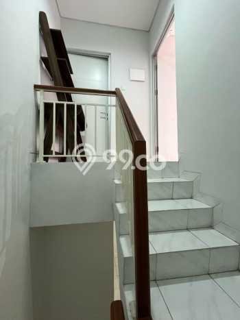 Jarang Ada! Rumah Sewa 2 Kamar Bagus Siap Huni Gading Serpong Jarang Ada! Rumah Sewa 2 Kamar Bagus Siap Huni Gading Serpong