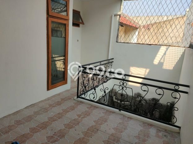 Dijual Murah Rumah dengan Luas Tanah 144m² dan Luas Bangunan 208m² di Kawasan Banjar Wijaya, Tangerang Dijual Murah Rumah dengan Luas Tanah 144m² dan Luas Bangunan 208m² di Kawasan Banjar Wijaya, Tangerang