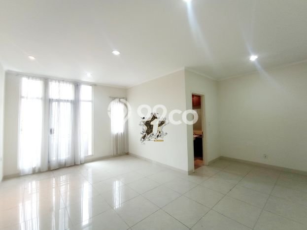 Ready to Use! Premium House LT 289m2 Desain Modern di Gading Serpong Ready to Use! Premium House LT 289m2 Desain Modern di Gading Serpong