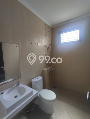 Rumah Elit Modern Tanpa Renovasi di BSD Tangerang Rumah Elit Modern Tanpa Renovasi di BSD Tangerang