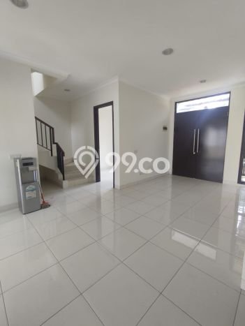 Rumah Elit Modern Tanpa Renovasi di BSD Tangerang Rumah Elit Modern Tanpa Renovasi di BSD Tangerang