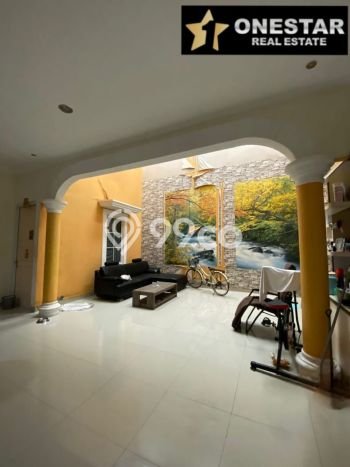 Dijual Rumah Luas Elegan Dengan View Eksklusif di Gading Serpong, Tangerang Dijual Rumah Luas Elegan Dengan View Eksklusif di Gading Serpong, Tangerang