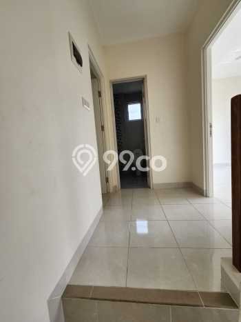 Disewakan! Rumah 3 Kamar Tidur &
2 Kamar Mandi di Gading Serpong, Tangerang Disewakan! Rumah 3 Kamar Tidur &
2 Kamar Mandi di Gading Serpong, Tangerang
