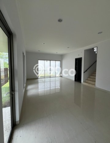 Dijual Rumah Luas Megah Dengan View Eksklusif di Golf Island, Jakarta Utara Dijual Rumah Luas Megah Dengan View Eksklusif di Golf Island, Jakarta Utara