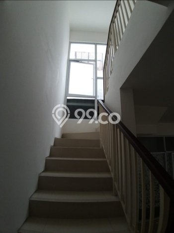 Rumah Luxury Modern Siap Huni di Pegadungan Jakarta Barat Rumah Luxury Modern Siap Huni di Pegadungan Jakarta Barat