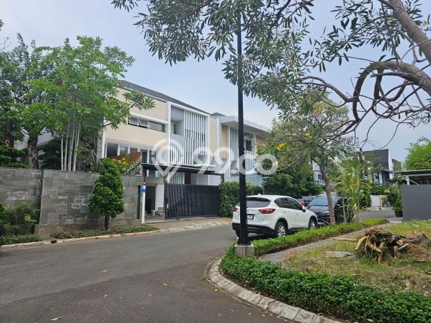 Rumah Luxury Modern Tanpa Renovasi di Citra Garden Jakarta Barat Rumah Luxury Modern Tanpa Renovasi di Citra Garden Jakarta Barat