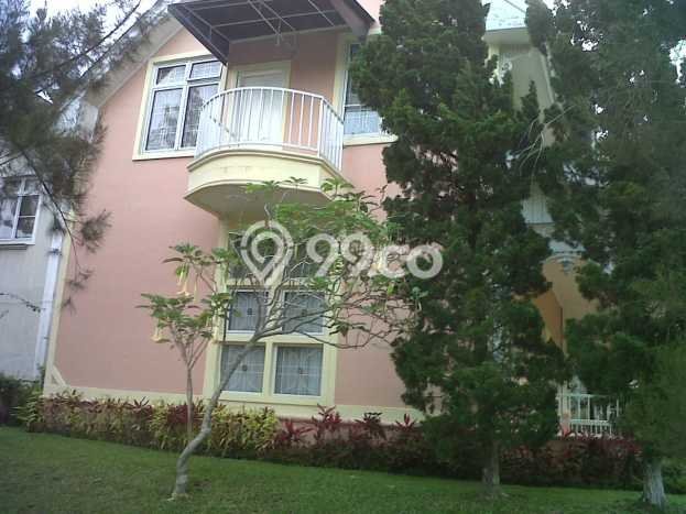 Vila Terawat di Puncak, Luas 256m², Posisi Strategis dengan jalan mudah Vila Terawat di Puncak, Luas 256m², Posisi Strategis dengan jalan mudah