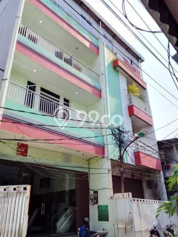 Ruko Dijual di Pademangan Jakarta Utara dengan Luas Bangunan 330m2 Ruko Dijual di Pademangan Jakarta Utara dengan Luas Bangunan 330m2