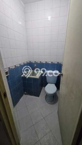 Unit Komersial Disewakan di Jakarta Barat Area Strategis Harga Kompetitif Unit Komersial Disewakan di Jakarta Barat Area Strategis Harga Kompetitif