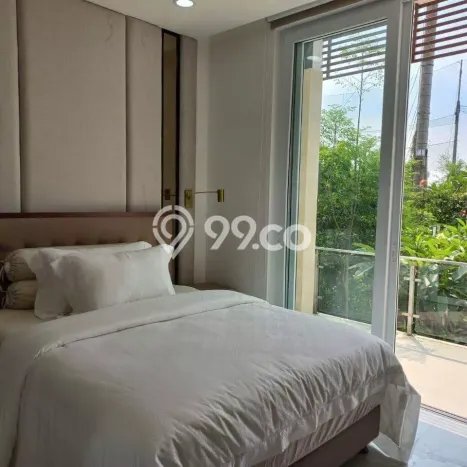 Rumah Eksklusif Dijual LT 246m2 di Ciputat Timur, Tangerang Selatan Rumah Eksklusif Dijual LT 246m2 di Ciputat Timur, Tangerang Selatan