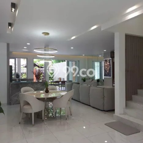 Rumah Eksklusif Dijual LT 246m2 di Ciputat Timur, Tangerang Selatan Rumah Eksklusif Dijual LT 246m2 di Ciputat Timur, Tangerang Selatan