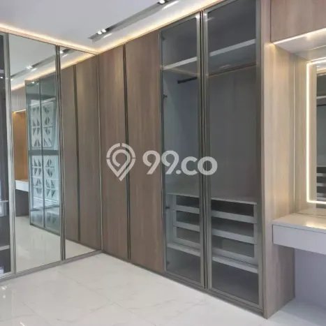 Rumah Eksklusif Dijual LT 246m2 di Ciputat Timur, Tangerang Selatan Rumah Eksklusif Dijual LT 246m2 di Ciputat Timur, Tangerang Selatan