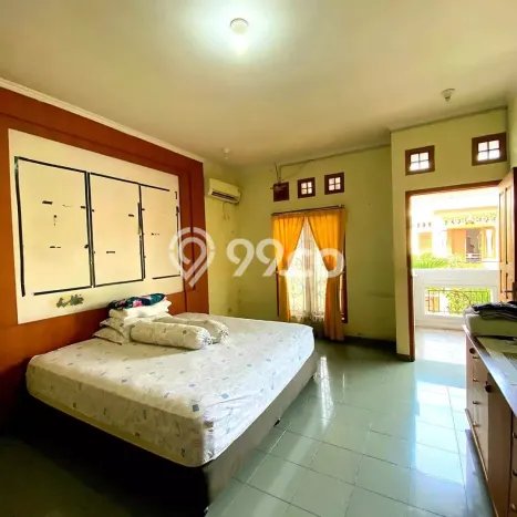 Dijual Hunian Rumah Terawat 5 KT di Studio Alam, Depok Dijual Hunian Rumah Terawat 5 KT di Studio Alam, Depok