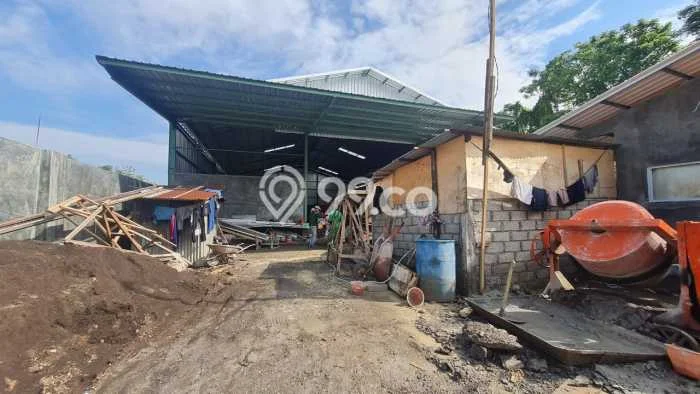 Unit Gudang Paling Strategis di Denpasar Utara Denpasar dengan LB 560m2 Unit Gudang Paling Strategis di Denpasar Utara Denpasar dengan LB 560m2