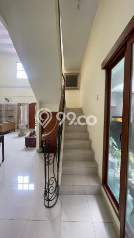 Siap Huni Rumah Mewah 8 Kamar di Menteng Dekat ke Mana Pun Siap Huni Rumah Mewah 8 Kamar di Menteng Dekat ke Mana Pun