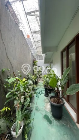 Siap Huni Rumah Mewah 8 Kamar di Menteng Dekat ke Mana Pun Siap Huni Rumah Mewah 8 Kamar di Menteng Dekat ke Mana Pun