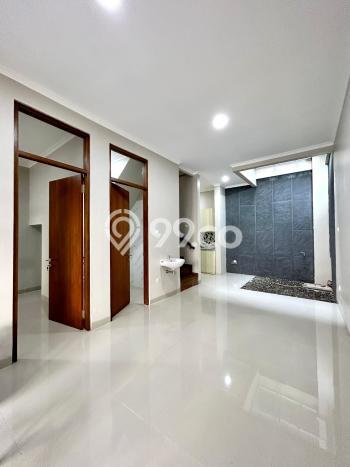Rumah Mewah Dijual LT 100m2 di Tebet, Jakarta Selatan Rumah Mewah Dijual LT 100m2 di Tebet, Jakarta Selatan