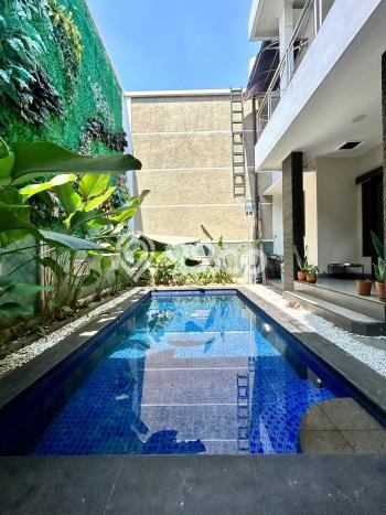 Ready to Use! Premium House LT 236m2 Desain Modern di Cipete Ready to Use! Premium House LT 236m2 Desain Modern di Cipete