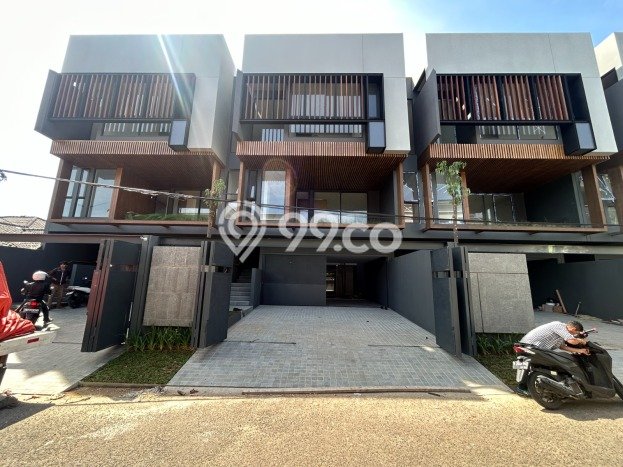 Jual Rumah Mewah Elegan Dengan View Eksklusif di Kemang, Jakarta Selatan Jual Rumah Mewah Elegan Dengan View Eksklusif di Kemang, Jakarta Selatan