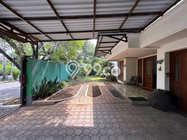 Rumah Elit Modern Tanpa Renovasi di Kalibata Jakarta Selatan Rumah Elit Modern Tanpa Renovasi di Kalibata Jakarta Selatan