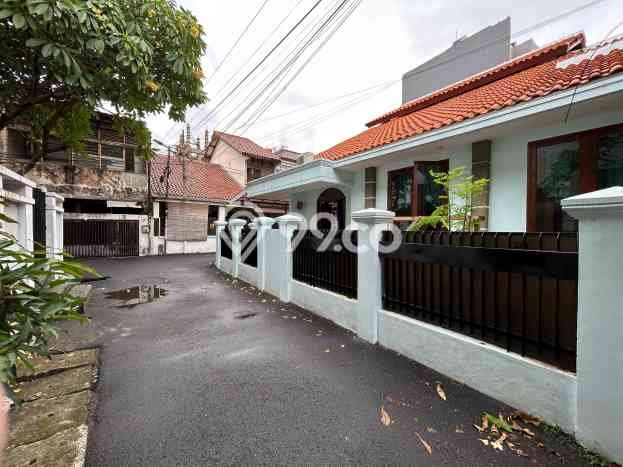 Rumah 4 KT 2 KM di Lokasi Strategis Tebet, Jakarta Selatan Rumah 4 KT 2 KM di Lokasi Strategis Tebet, Jakarta Selatan