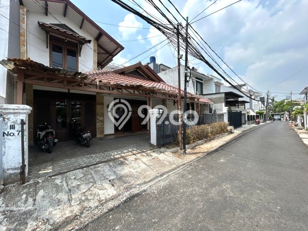 For Sale Rumah Mewah Exclusive di Tebet, Jakarta Selatan For Sale Rumah Mewah Exclusive di Tebet, Jakarta Selatan