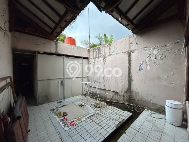 Hunian Elit LB 300m2 Siap Pakai Desain Elegan di Lebak Bulus, Jakarta Selatan Hunian Elit LB 300m2 Siap Pakai Desain Elegan di Lebak Bulus, Jakarta Selatan