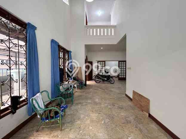 Rumah 4 KT 2 KM di Lokasi Strategis Tebet, Jakarta Selatan Rumah 4 KT 2 KM di Lokasi Strategis Tebet, Jakarta Selatan