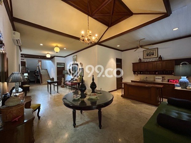 Jual Rumah Mewah Megah Dengan View Eksklusif di Pejaten, Jakarta Selatan Jual Rumah Mewah Megah Dengan View Eksklusif di Pejaten, Jakarta Selatan