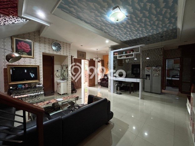 Hunian Eksklusif Dijual LT 250m2 di Tebet, Jakarta Selatan Hunian Eksklusif Dijual LT 250m2 di Tebet, Jakarta Selatan