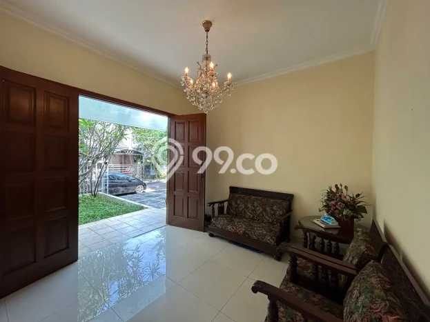 Rumah Mewah LB 400m2 Siap Huni Desain Elegan di Kalibata, Jakarta Selatan Rumah Mewah LB 400m2 Siap Huni Desain Elegan di Kalibata, Jakarta Selatan