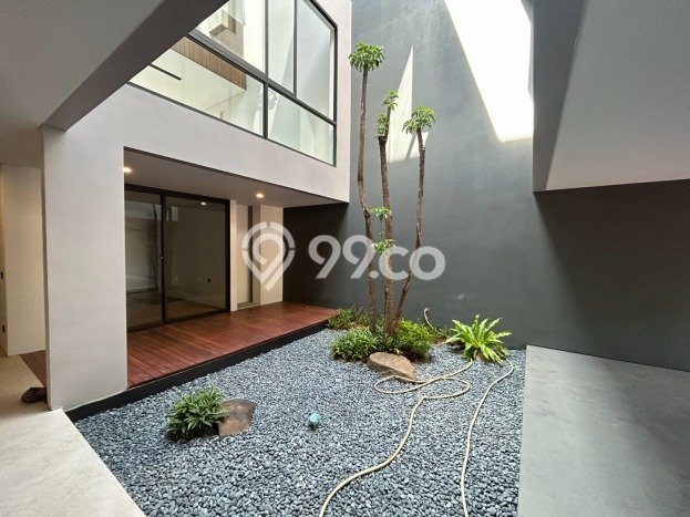 Jual Rumah Mewah Elegan Dengan View Eksklusif di Kemang, Jakarta Selatan Jual Rumah Mewah Elegan Dengan View Eksklusif di Kemang, Jakarta Selatan