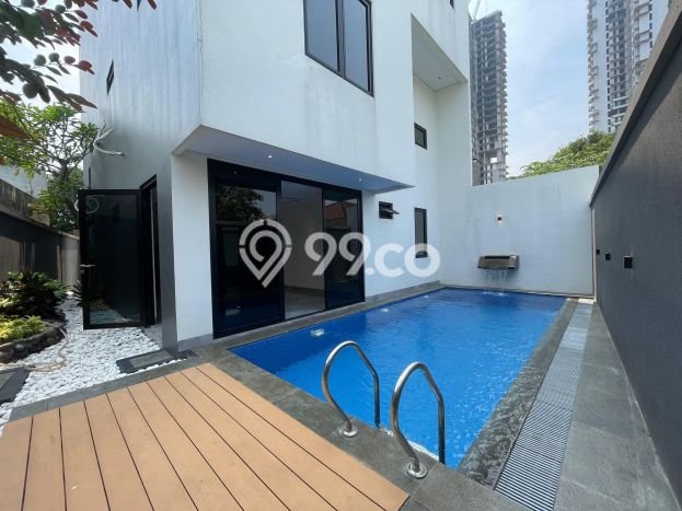 Rumah Elit Modern Tanpa Renovasi di Kemang Jakarta Selatan Rumah Elit Modern Tanpa Renovasi di Kemang Jakarta Selatan