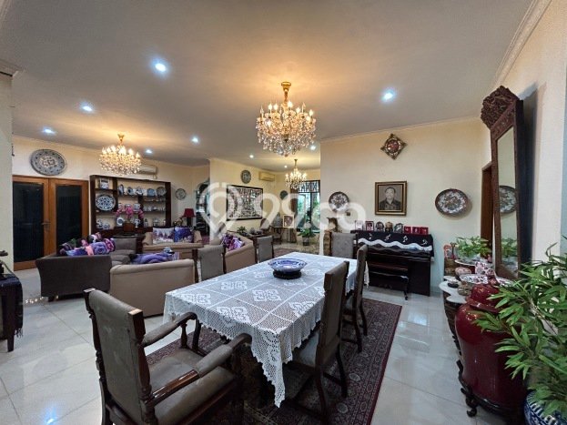 Hunian Eksklusif Siap Huni LT 633m2 di Pancoran, Jakarta Selatan Hunian Eksklusif Siap Huni LT 633m2 di Pancoran, Jakarta Selatan